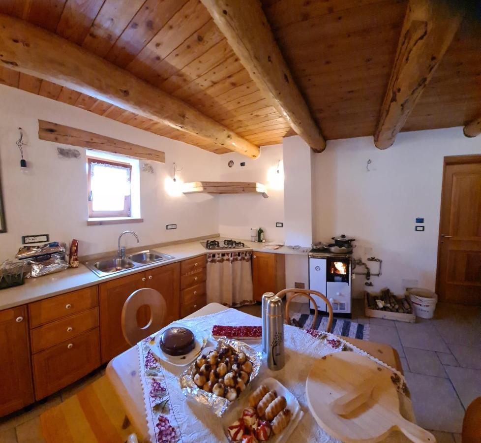 Baita Pra Petina Pale Di San Martino Siror Екстериор снимка